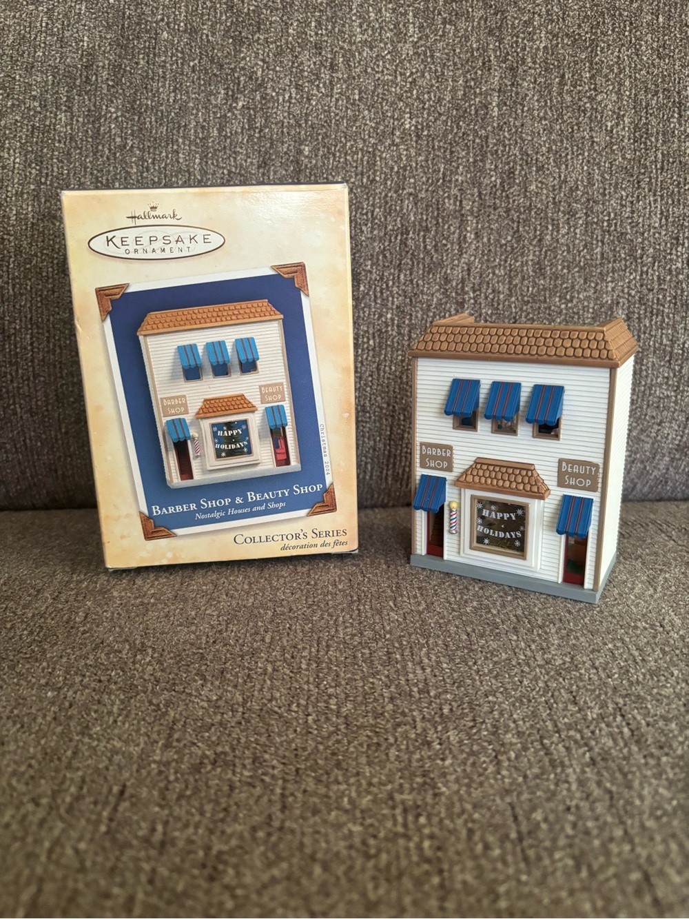 Hallmark Keepsake Barber & Beauty Shop Ornament Nostalgic Houses & Shops #21 Vtg